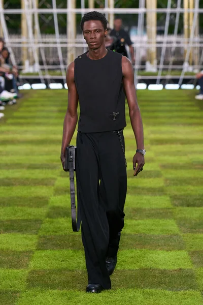 Look 6